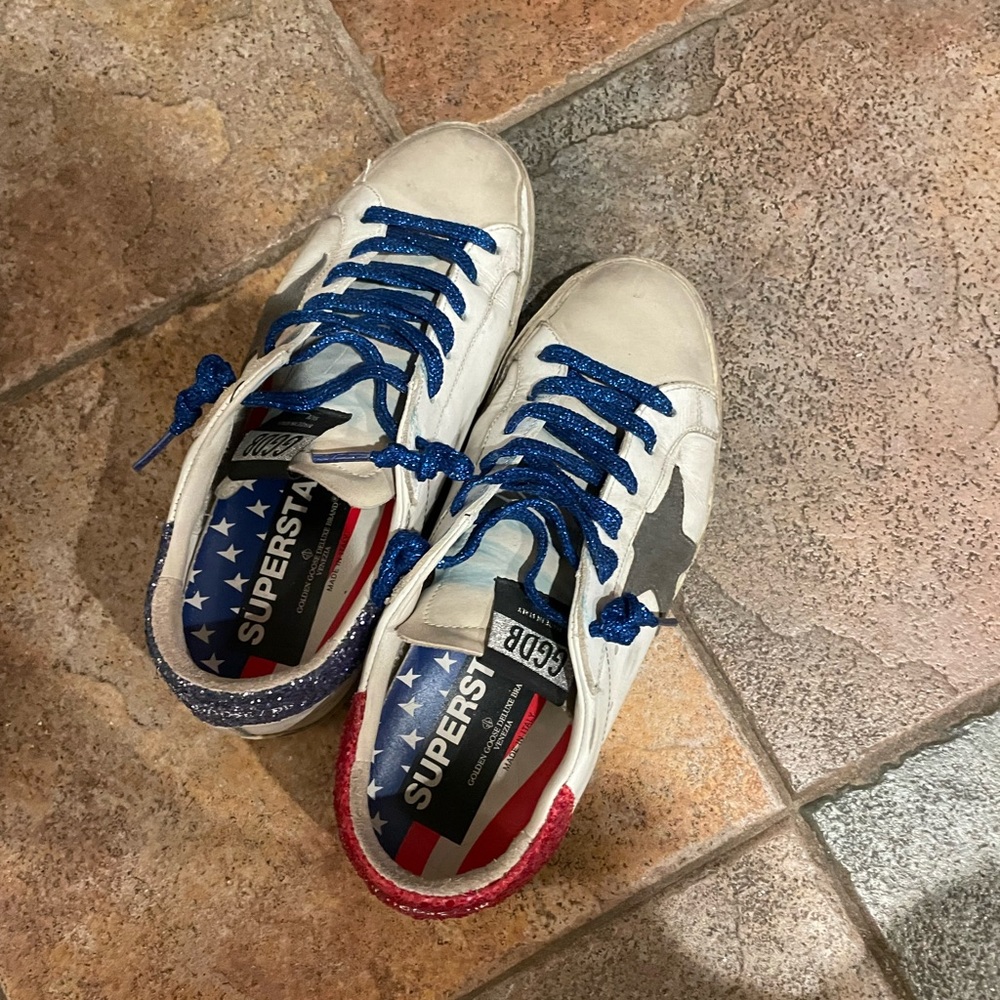 Golden Goose Sneakers